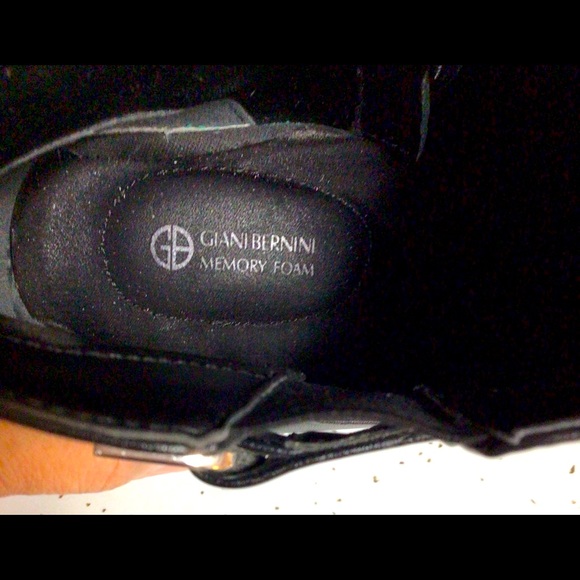 Giani Bernini Wedge Booties - Picture 1 of 4